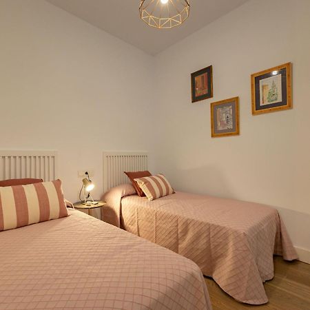 Cathedral Apartment Welcome Wheelchairs 6 Pax Sevilla Eksteriør billede
